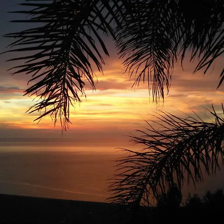 Cefalu' וילה *